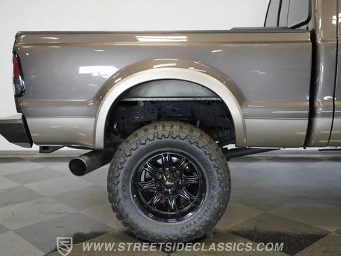 Used 2006 Ford F350 4x4 Crew Cab Super Duty image 31