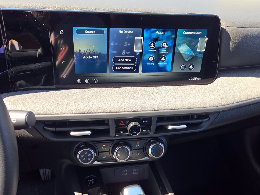 New 2027 Nissan Kicks S FWD image 19