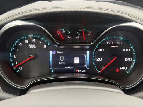 Used 2017 Chevrolet Impala Premier w/ Enhanced Convenience Package FWD image 15