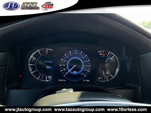 Used 2019 Cadillac Escalade Luxury RWD image 24
