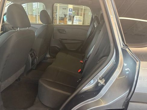 Used 2023 Nissan Rogue S FWD image 14