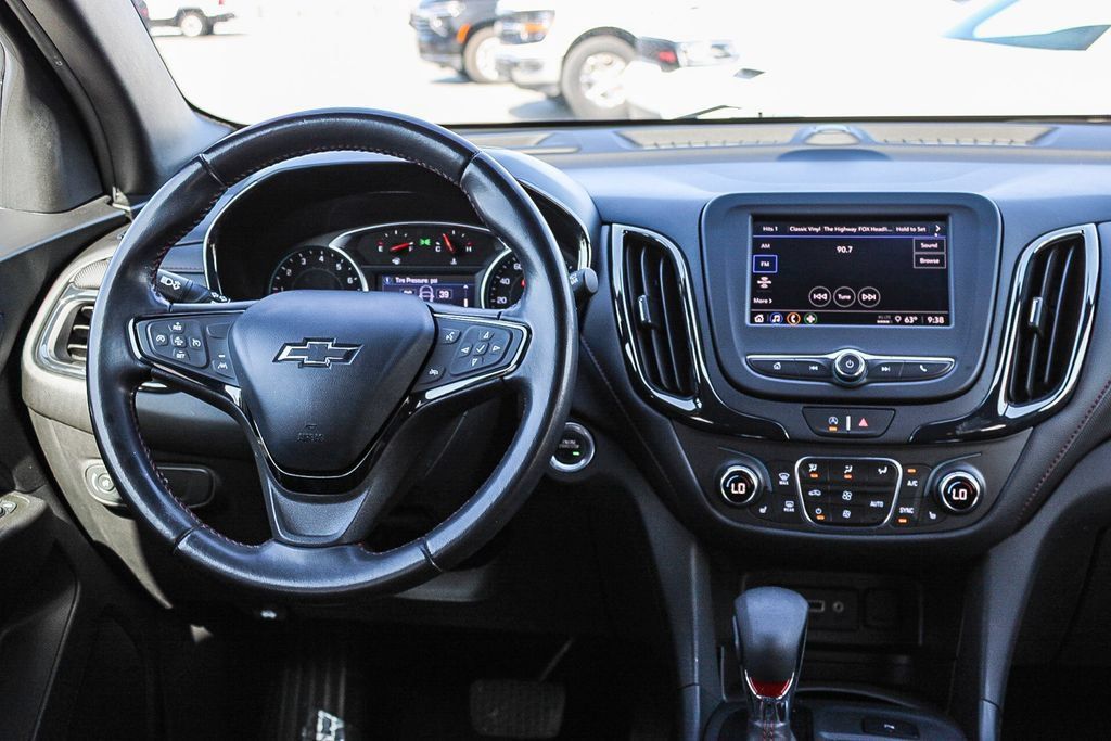 Used 2022 Chevrolet Equinox RS FWD image 14