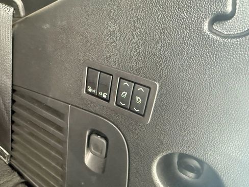 Used 2019 Cadillac Escalade Luxury image 49