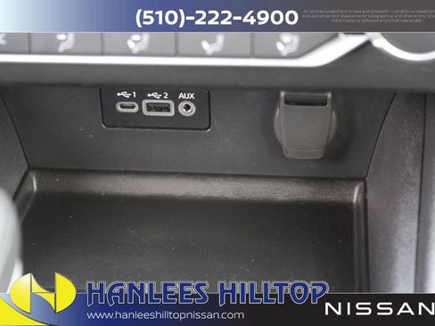 Used 2025 Nissan Altima 2.5 SV FWD image 21