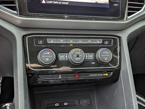 Certified 2023 Volkswagen Atlas SE w/ Panoramic Sunroof Package AWD/4WD image 25