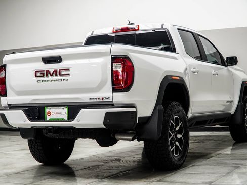Used 2024 GMC Canyon AT4X image 12