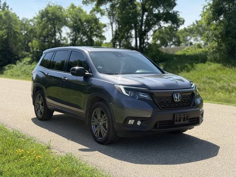 Used 2021 Honda Passport EX-L image 2