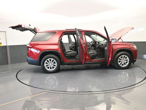 Used 2018 Chevrolet Traverse LT image 72