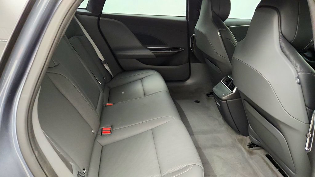 Used 2023 Lucid Air Pure AWD/4WD image 25