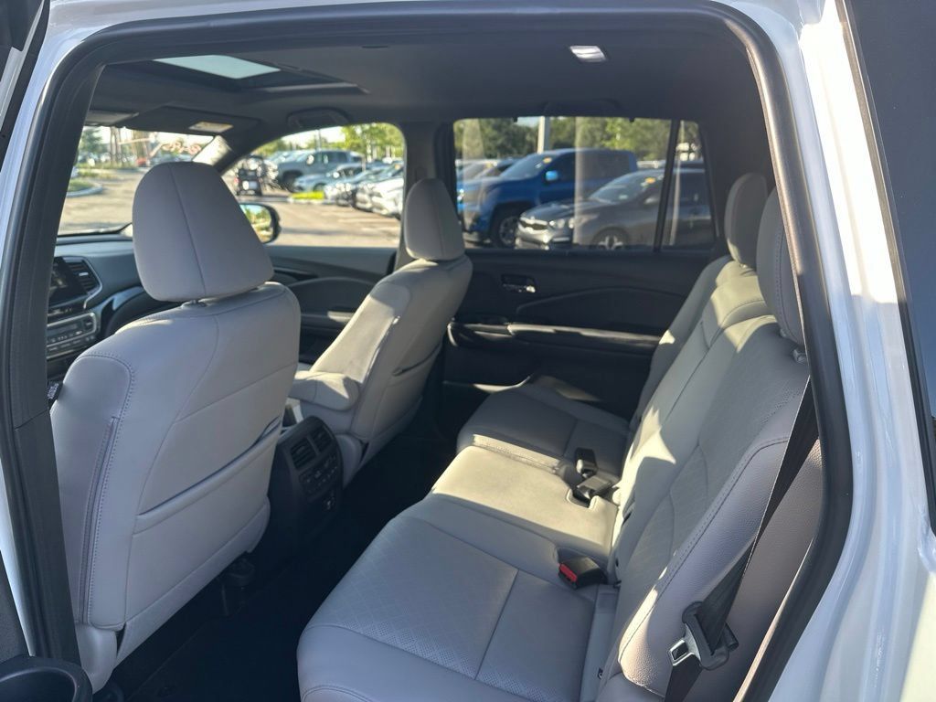 Used 2021 Honda Passport Elite image 13