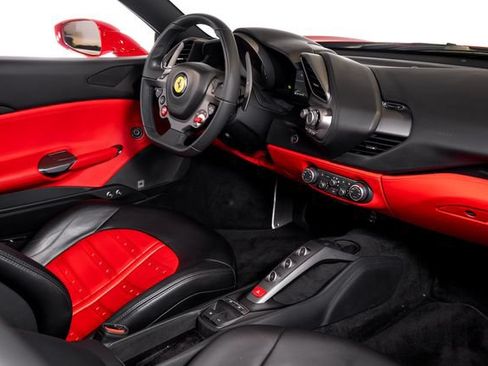 Certified 2017 Ferrari 488 Spider RWD image 57