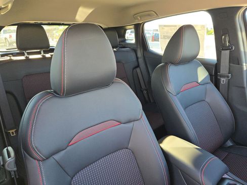 New 2026 Nissan Kicks SR FWD image 19