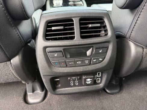 Used 2022 Honda Pilot Touring image 26