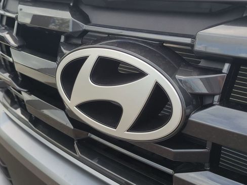 New 2026 Hyundai Tucson SE image 13