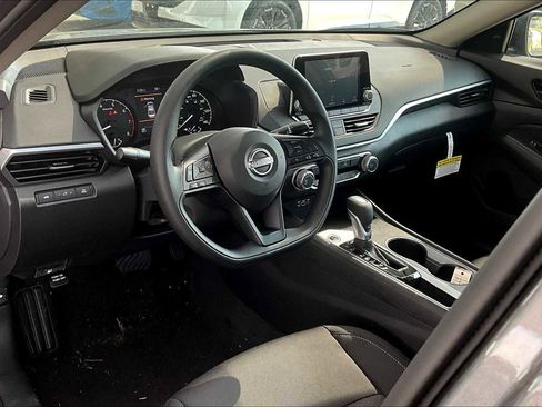 New 2025 Nissan Altima 2.5 S image 10