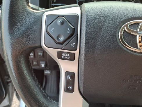 Used 2020 Toyota Tundra Limited w/ Limited Premium Package AWD/4WD image 30