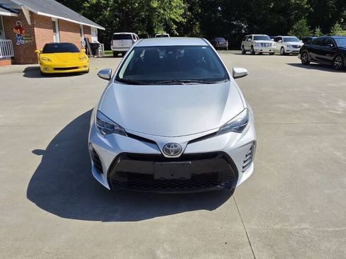 Used 2019 Toyota Corolla SE FWD image 8