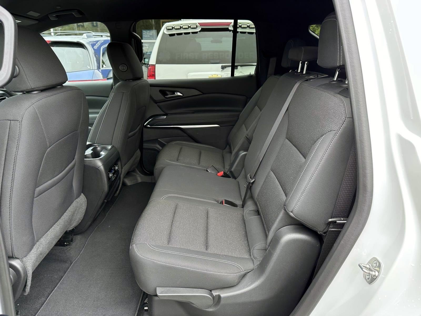 Used 2024 Chevrolet Traverse LS AWD/4WD image 12