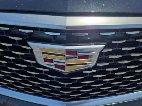 Used 2020 Cadillac XT6 Premium Luxury AWD/4WD image 44