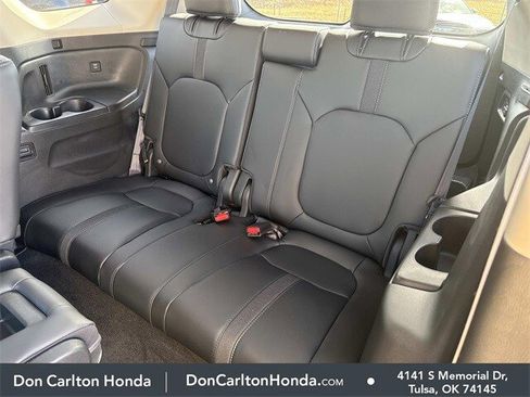 Used 2025 Honda Pilot EX-L image 14