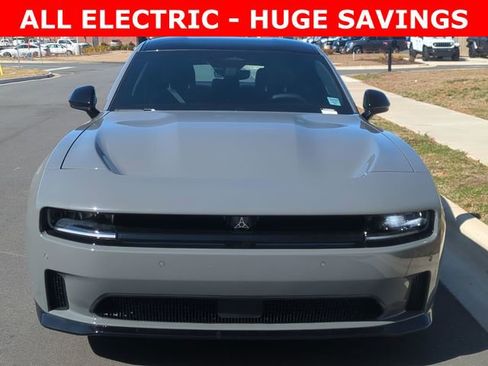 New 2025 Dodge Charger Daytona R/T w/ Quick Order Package 25M R/T AWD/4WD image 17