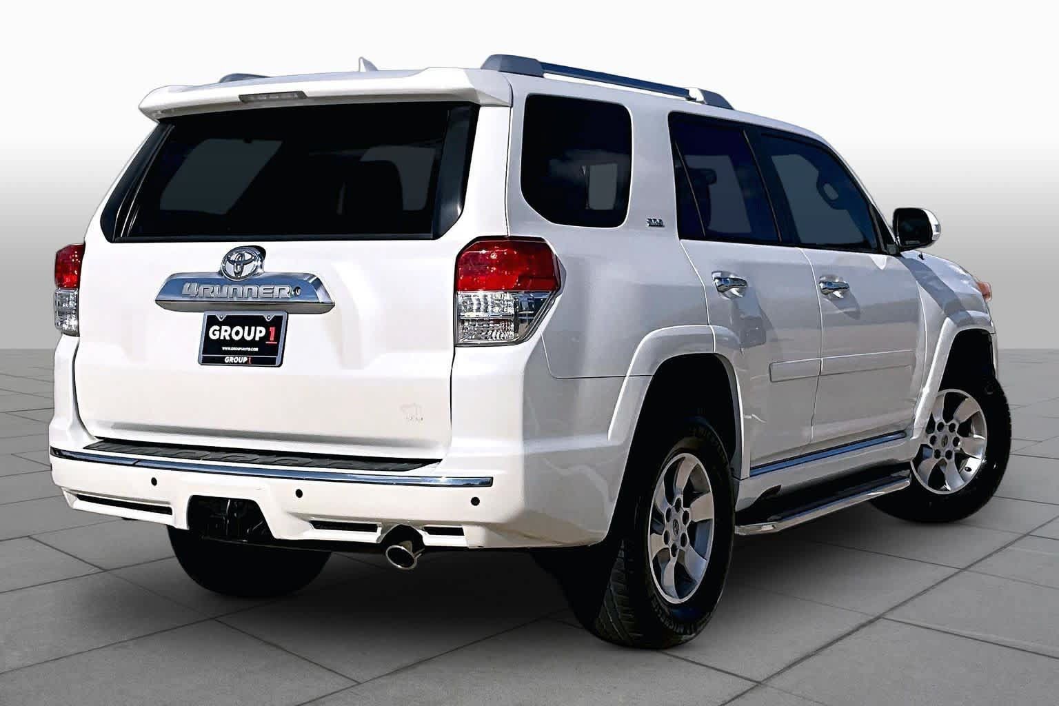 Used 2011 Toyota 4Runner SR5 RWD image 11