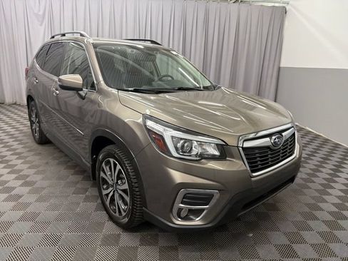 Used 2019 Subaru Forester Limited w/ Popular Package #3 AWD/4WD image 3