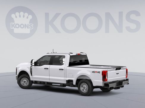 New 2026 Ford F250 XL w/ XL Chrome Package image 2