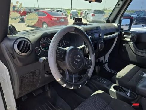 Used 2012 Jeep Wrangler Sport AWD/4WD image 3