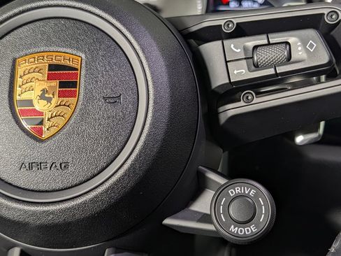 New 2026 Porsche Macan S AWD/4WD image 38