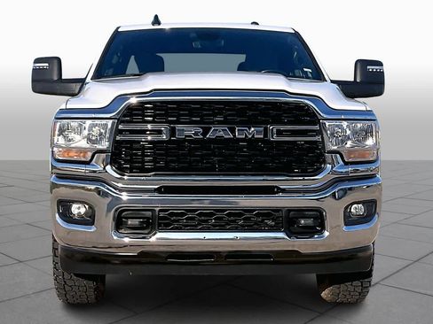 Used 2024 RAM 2500 Big Horn image 3