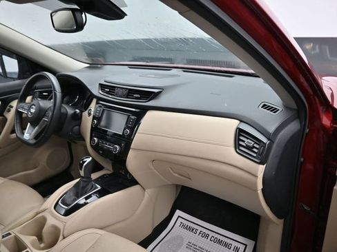 Used 2020 Nissan Rogue SL image 9