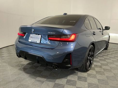 Certified 2025 BMW 330i Sedan w/ M Sport Package RWD image 5
