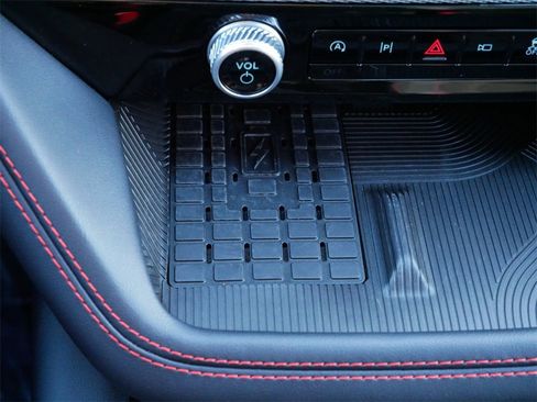 Certified 2025 Ford Explorer ST image 25