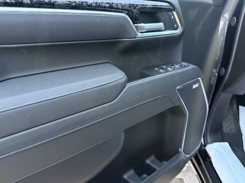New 2026 GMC Sierra 1500 Elevation w/ Elevation Premium Package AWD/4WD image 15