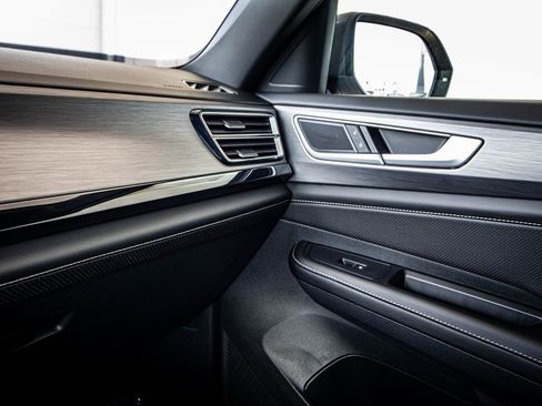 New 2026 Volkswagen Atlas Cross Sport SE image 45