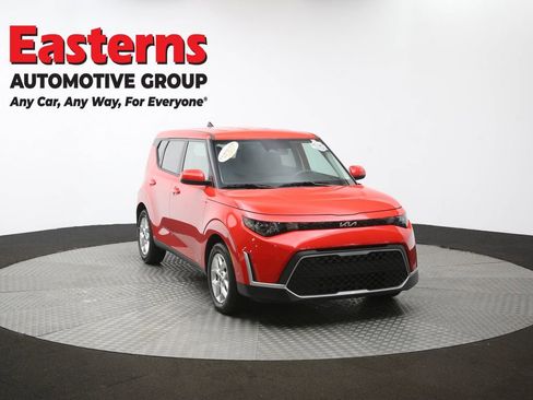 Used 2025 Kia Soul LX w/ LX Technology Package image 50