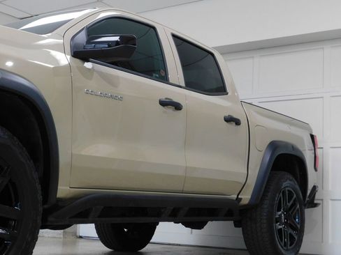 Used 2024 Chevrolet Colorado Trail Boss w/ Safety Package AWD/4WD image 19