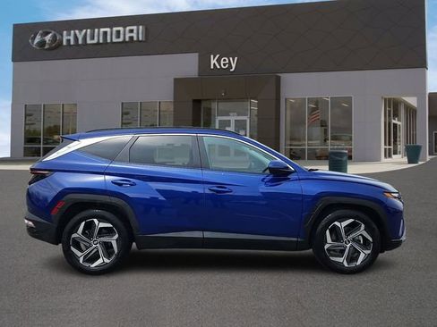 Certified 2024 Hyundai Tucson SEL w/ Convenience Package FWD image 2