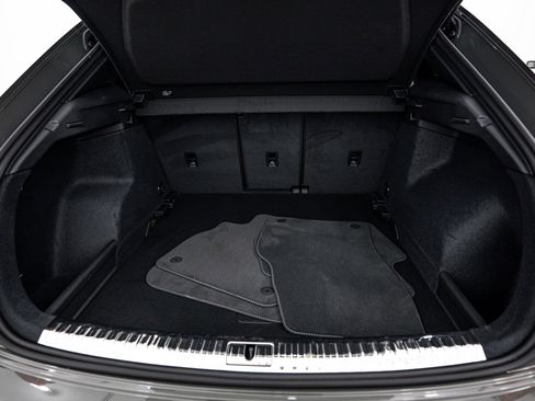 Certified 2024 Audi Q3 2.0T Premium Plus image 20