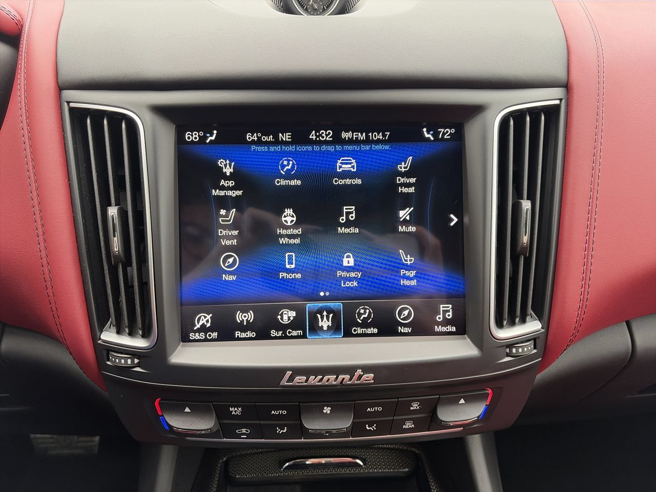 Used 2019 Maserati Levante GTS AWD/4WD image 23