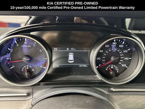 Certified 2024 Kia Carnival EX image 15