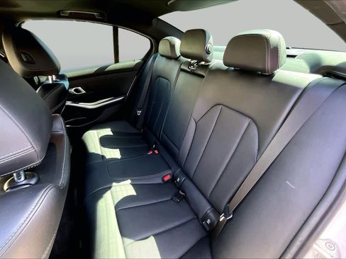 Used 2024 BMW 330i Sedan w/ Convenience Package RWD image 21