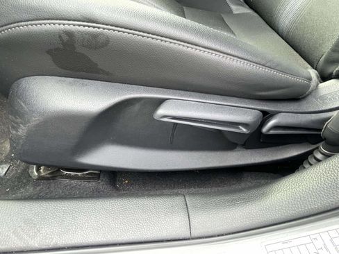 Used 2025 Honda Civic Sport image 13