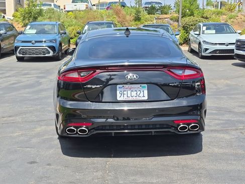 Used 2018 Kia Stinger GT1 RWD image 6