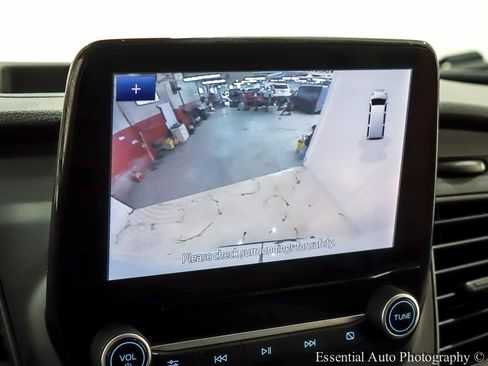 Used 2020 Ford Transit 250 Medium Roof image 12