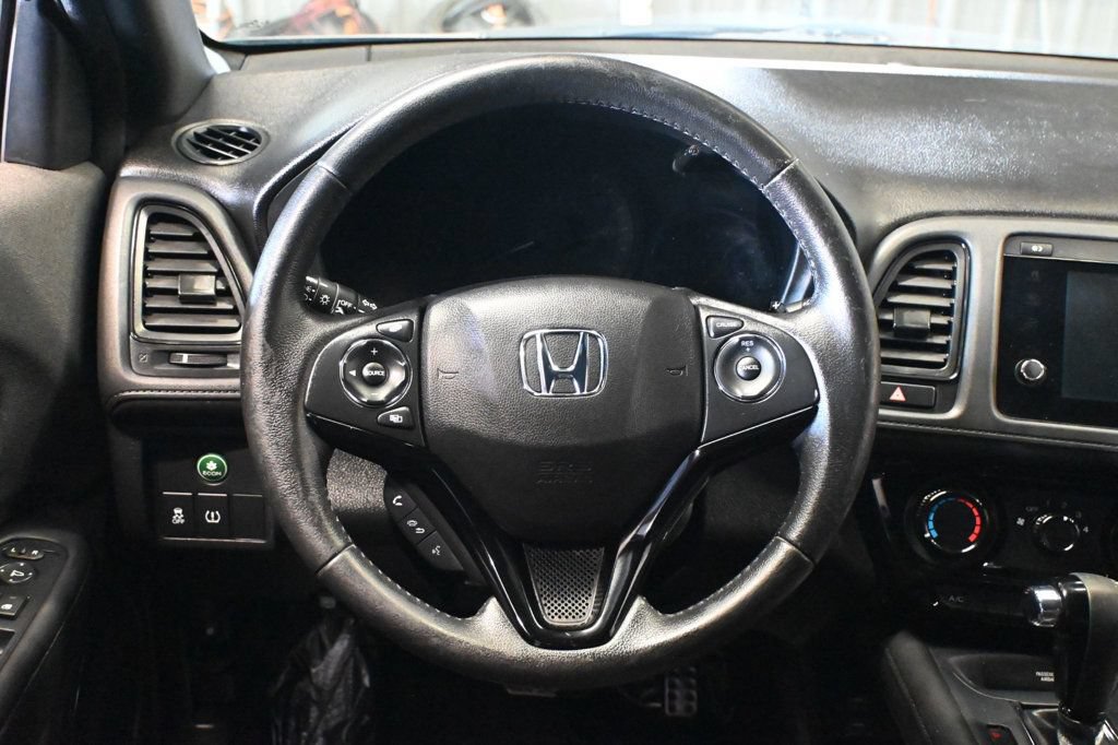 Used 2022 Honda HR-V Sport image 11