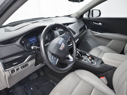 Used 2022 Cadillac XT4 Premium Luxury image 16