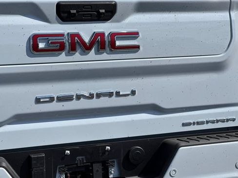New 2026 GMC Sierra 2500 Denali w/ Denali Reserve Package AWD/4WD image 33