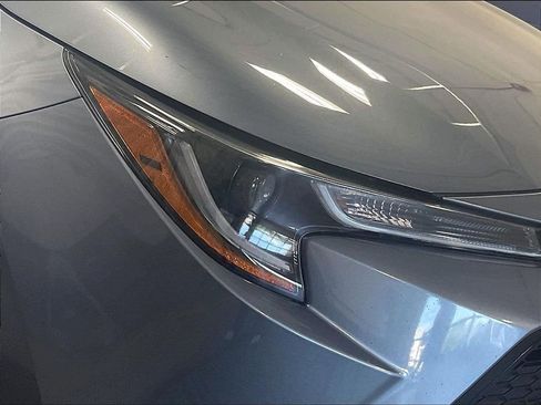 Used 2022 Toyota Corolla LE FWD image 31